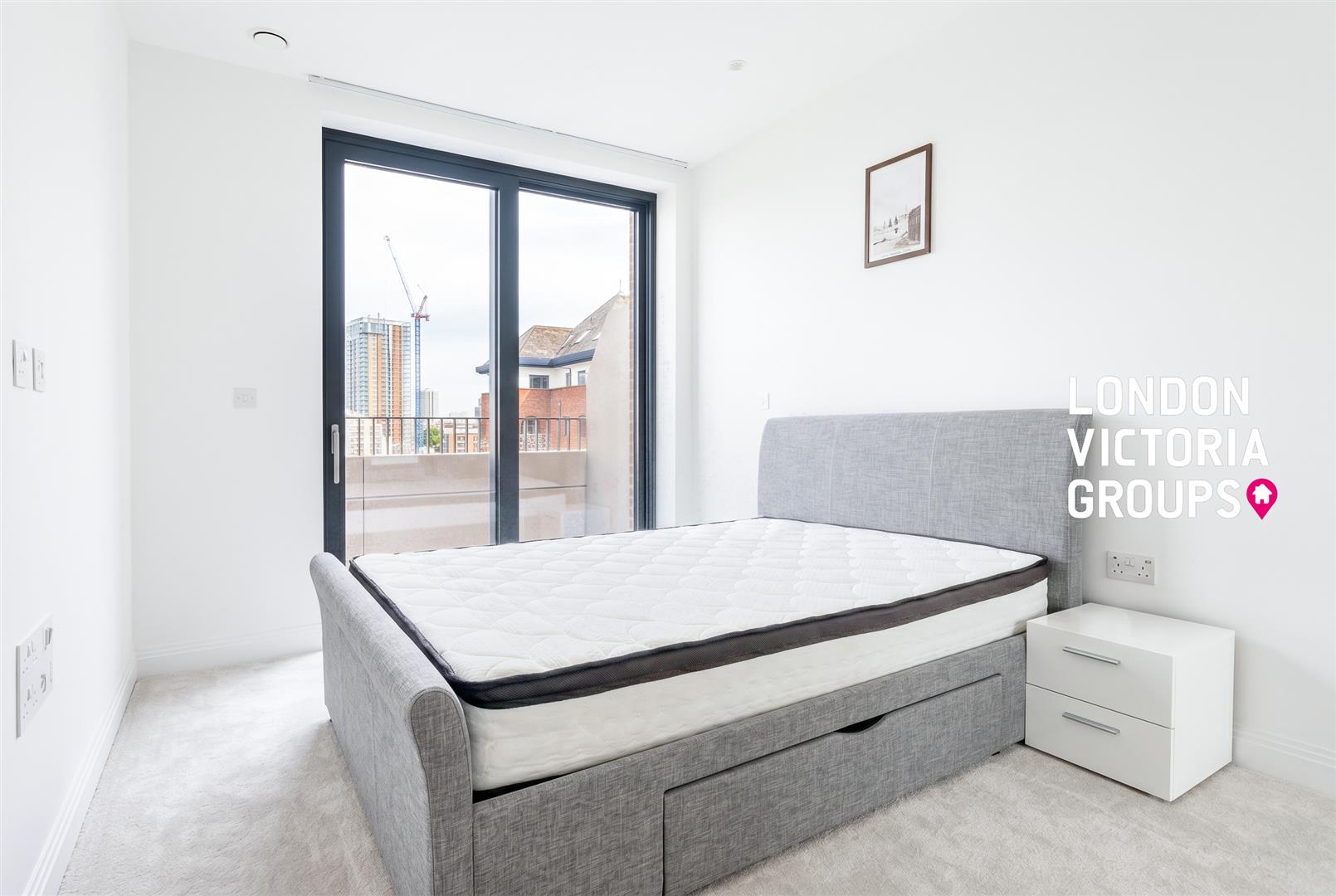 1 bed property in Waterview Apartments, William Morris Way, London